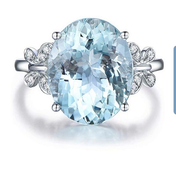 Rhinestone butterfly ring with natural topaz - Picture 4 of 5